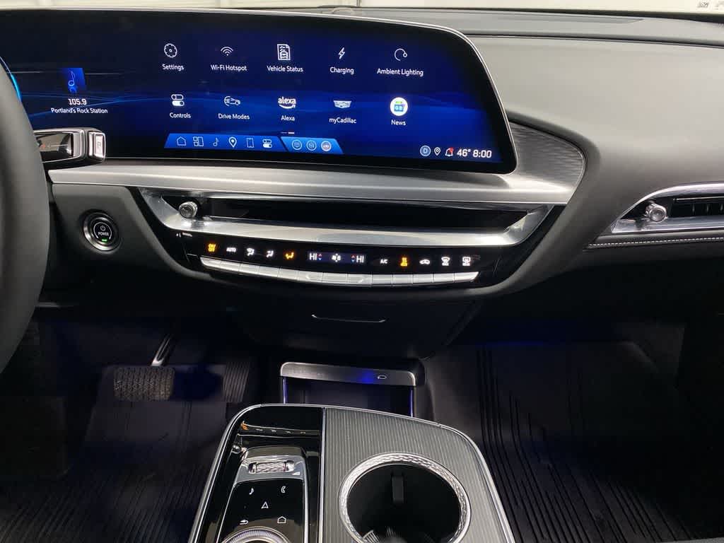 2024 Cadillac LYRIQ Luxury 3