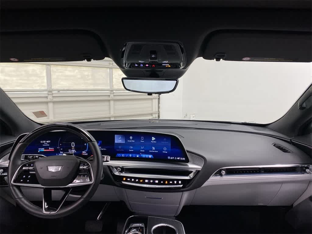 2024 Cadillac LYRIQ Luxury 3