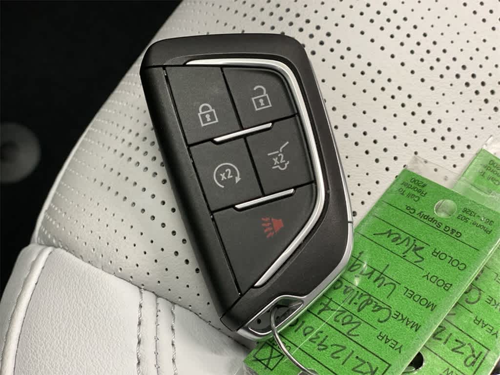 2024 Cadillac LYRIQ Luxury 3