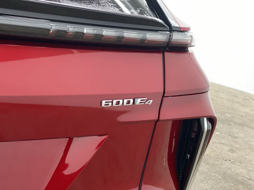 2024 Cadillac LYRIQ Luxury 3