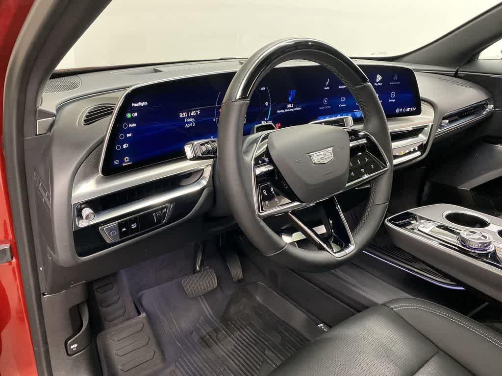 2024 Cadillac LYRIQ Luxury 3