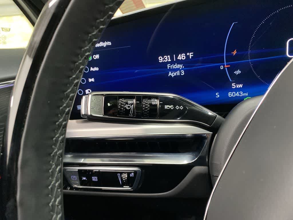 2024 Cadillac LYRIQ Luxury 3