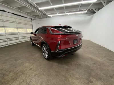 2024 Cadillac LYRIQ Luxury 3