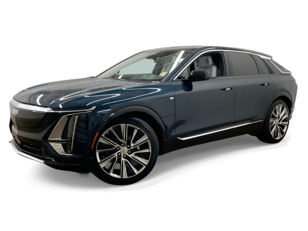 2025 Cadillac LYRIQ Luxury 3