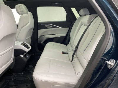 2025 Cadillac LYRIQ Luxury 3