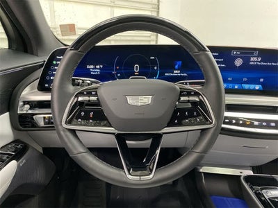 2025 Cadillac LYRIQ Luxury 3