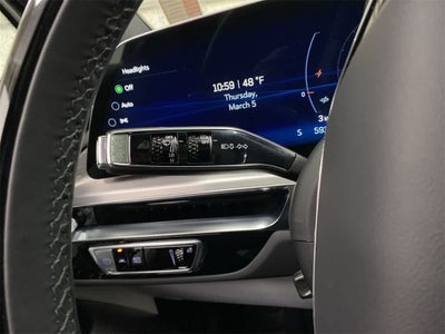 2025 Cadillac LYRIQ Luxury 3