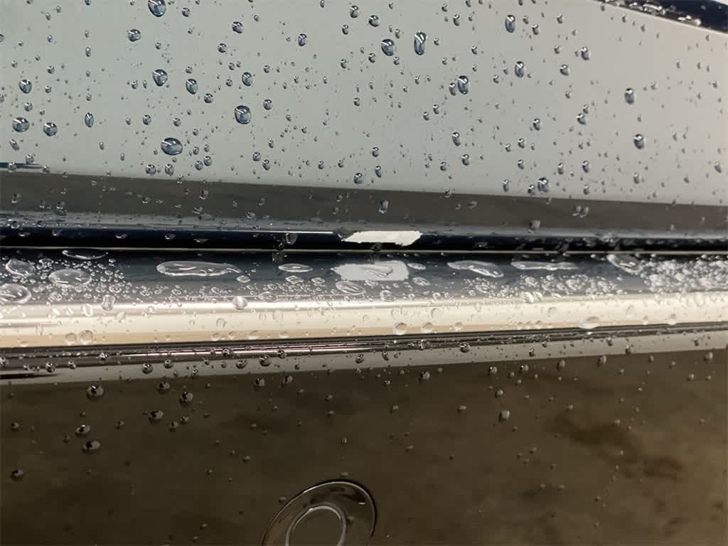 2025 Cadillac LYRIQ Luxury 3