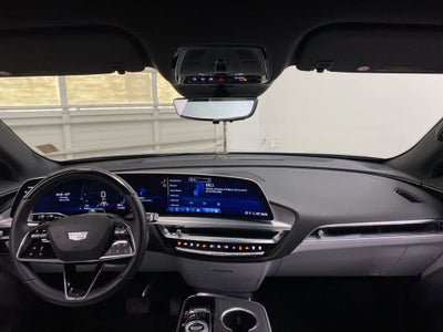 2025 Cadillac LYRIQ Luxury 3