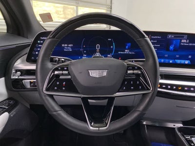 2025 Cadillac LYRIQ Luxury 3