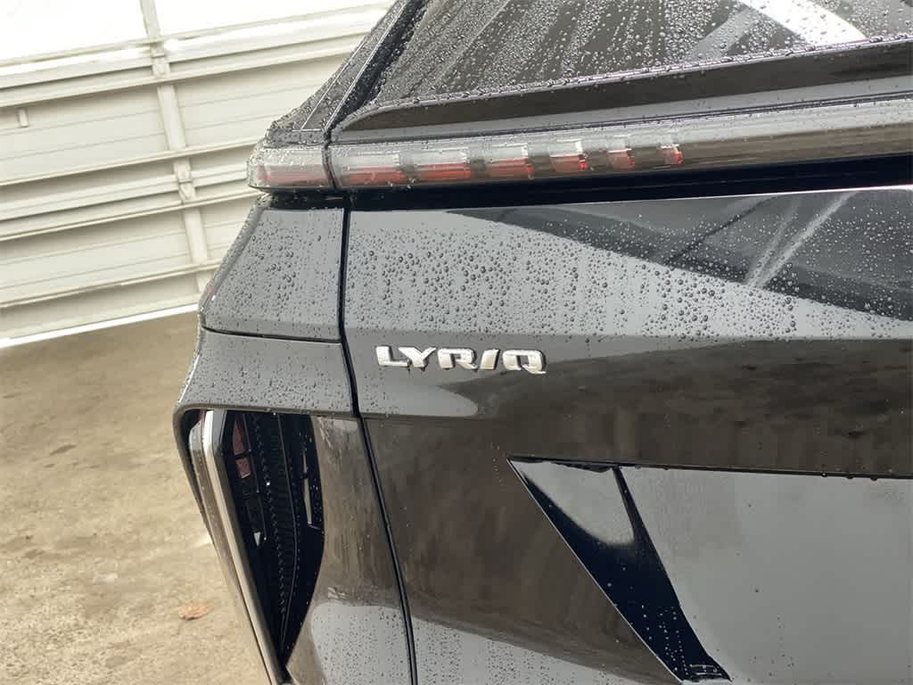 2025 Cadillac LYRIQ Luxury 3