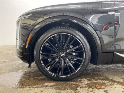 2025 Cadillac LYRIQ Luxury 3