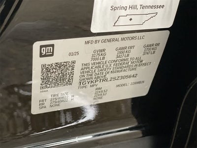 2025 Cadillac LYRIQ Luxury 3