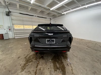 2025 Cadillac LYRIQ Luxury 3