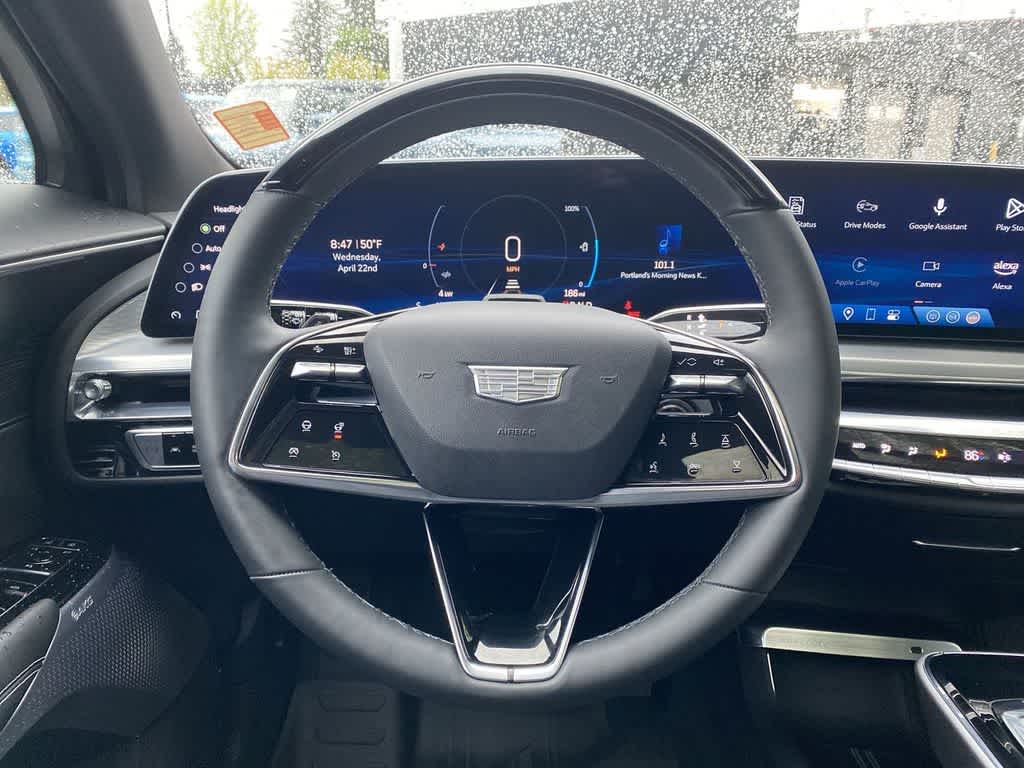2025 Cadillac LYRIQ Luxury 3