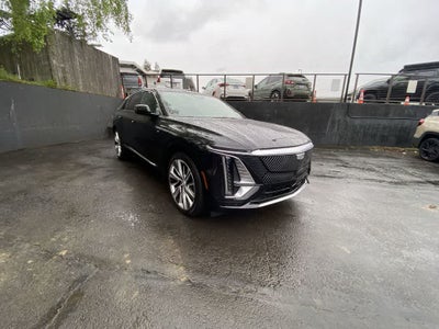2025 Cadillac LYRIQ Luxury 3