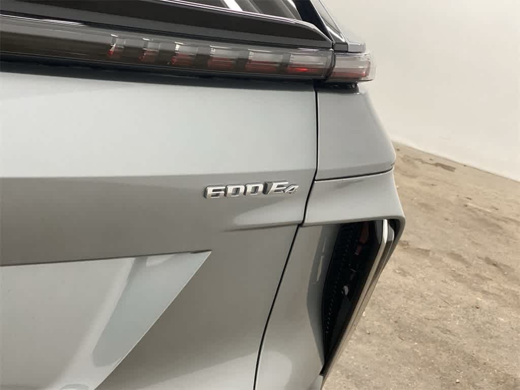 2025 Cadillac LYRIQ Luxury 3