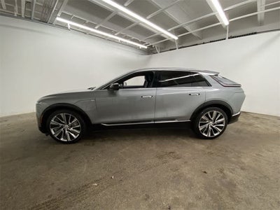 2025 Cadillac LYRIQ Luxury 3