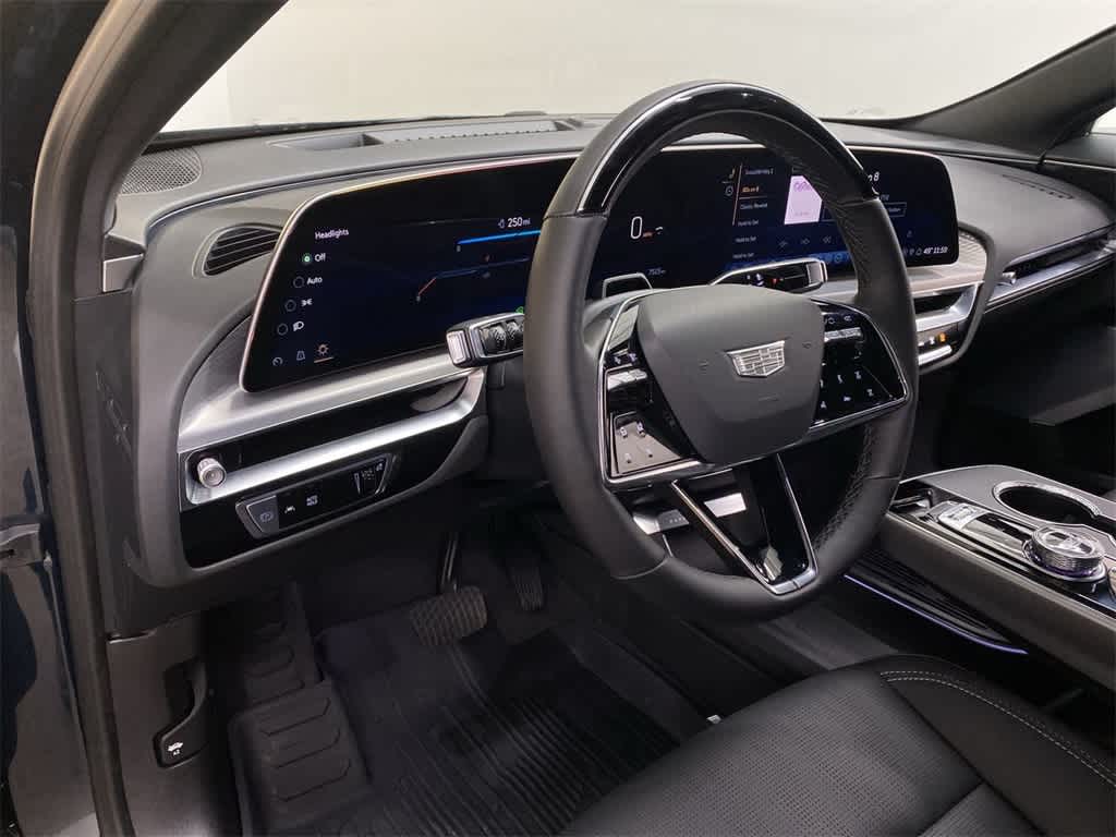 Certified 2025 Cadillac LYRIQ Luxury 3 with VIN 1GYKPTRLXSZ313200 for sale in Portland, OR