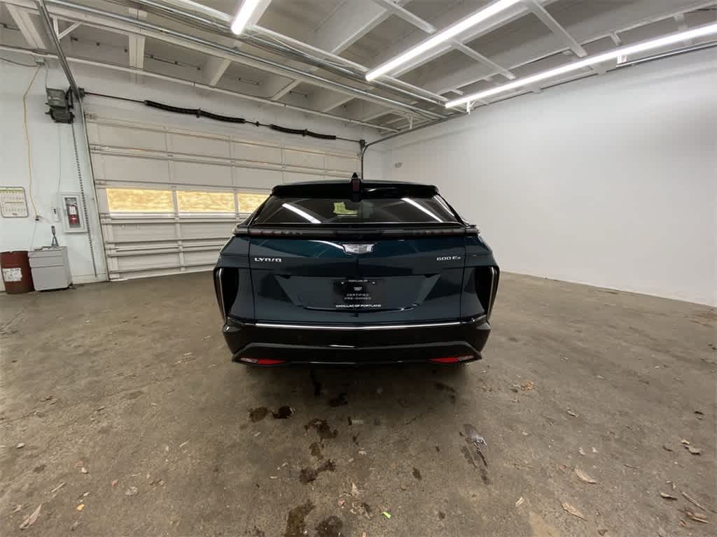 2025 Cadillac LYRIQ Luxury 3