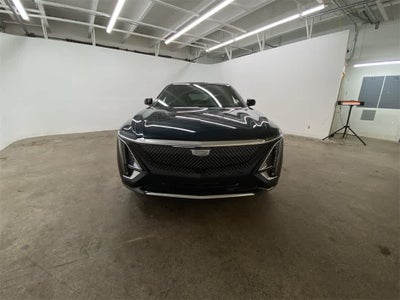 2025 Cadillac LYRIQ Luxury 3