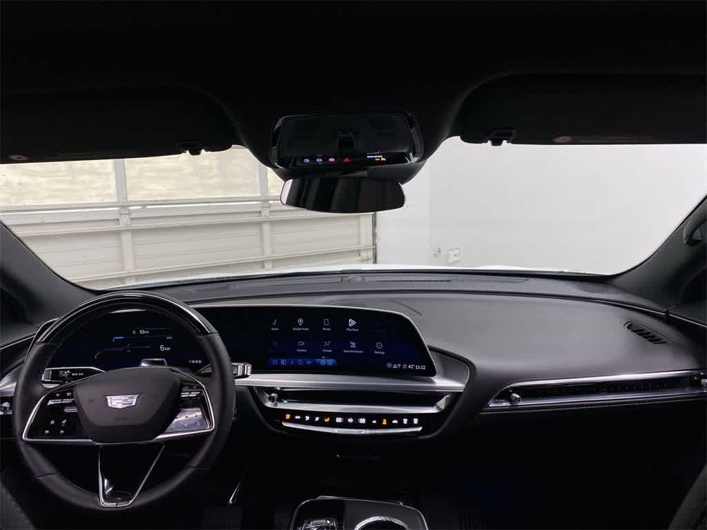 2024 Cadillac LYRIQ Sport 2