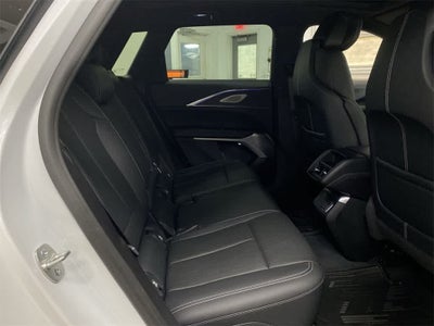 2024 Cadillac LYRIQ Sport 2