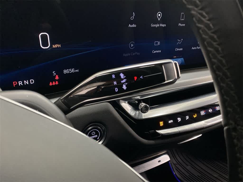 2024 Cadillac LYRIQ Sport 2