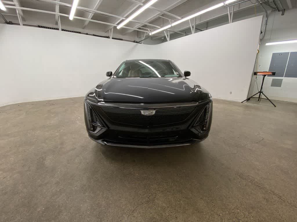 2024 Cadillac LYRIQ Sport 3