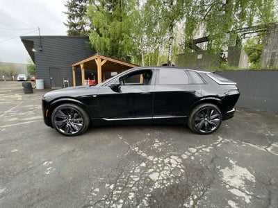 2024 Cadillac LYRIQ Sport 3