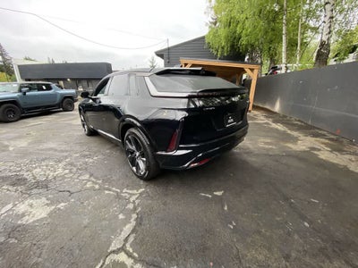 2024 Cadillac LYRIQ Sport 3