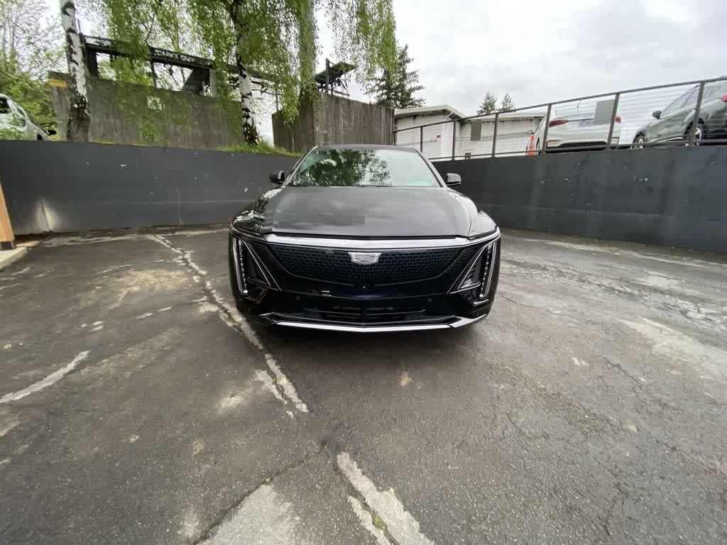 2024 Cadillac LYRIQ Sport 3