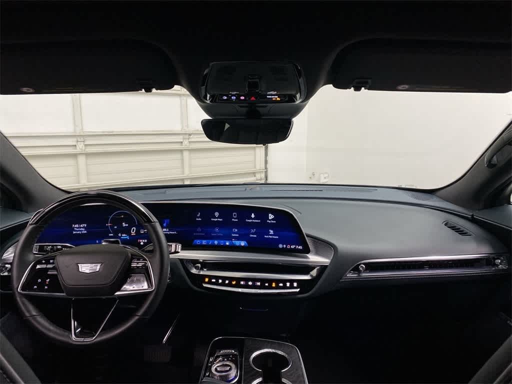 2024 Cadillac LYRIQ Sport 3