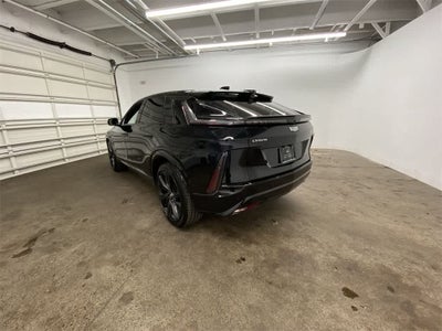 2024 Cadillac LYRIQ Sport 3