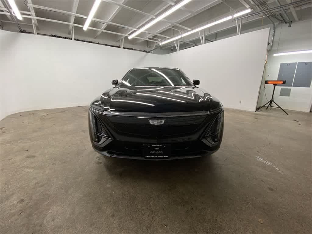 2024 Cadillac LYRIQ Sport 3