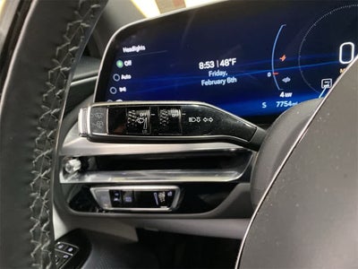 2025 Cadillac LYRIQ Sport 3