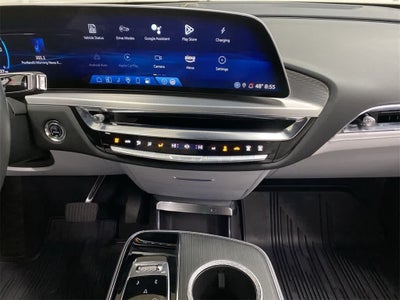 2025 Cadillac LYRIQ Sport 3