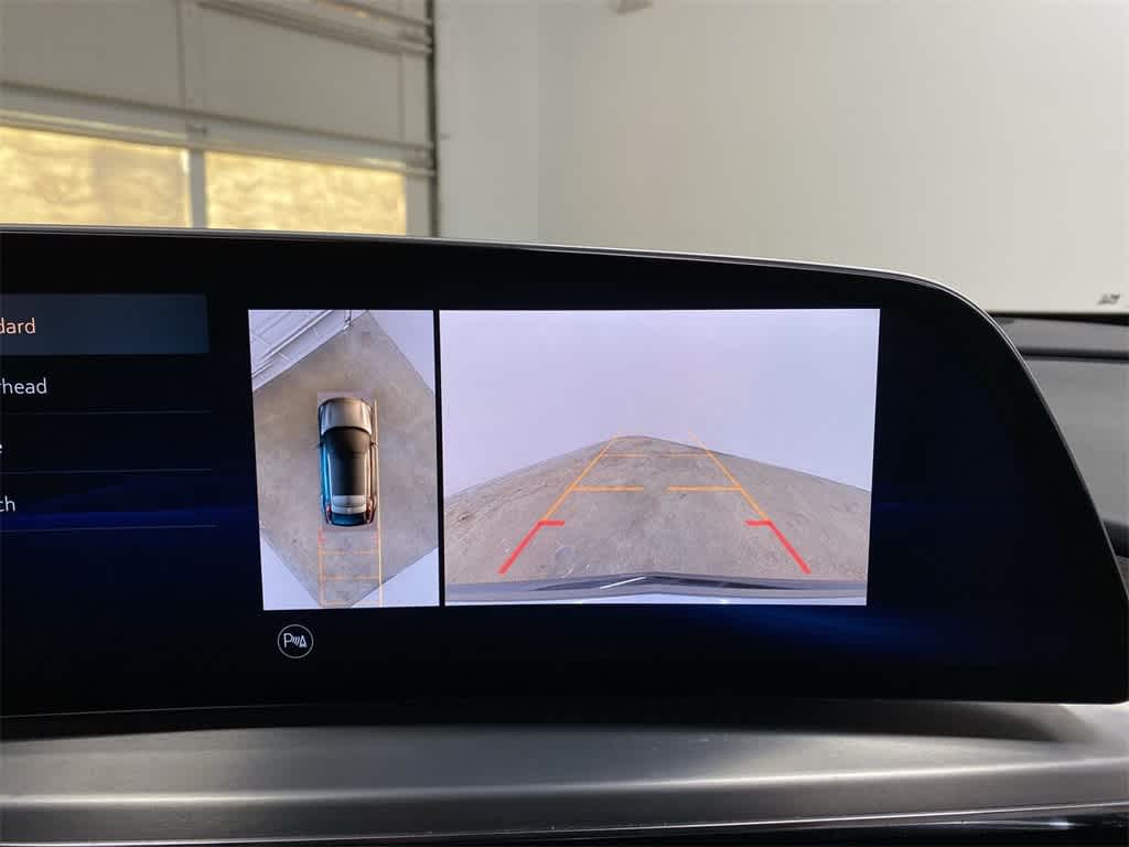 2025 Cadillac LYRIQ Sport 3