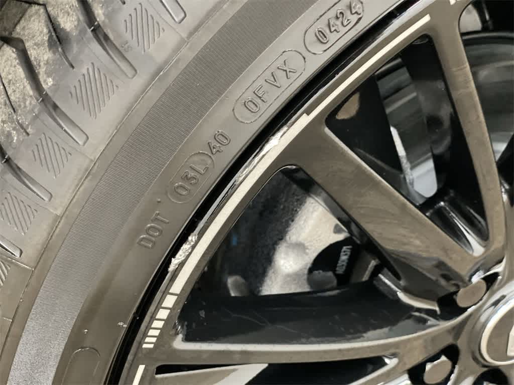 2025 Cadillac LYRIQ Sport 3