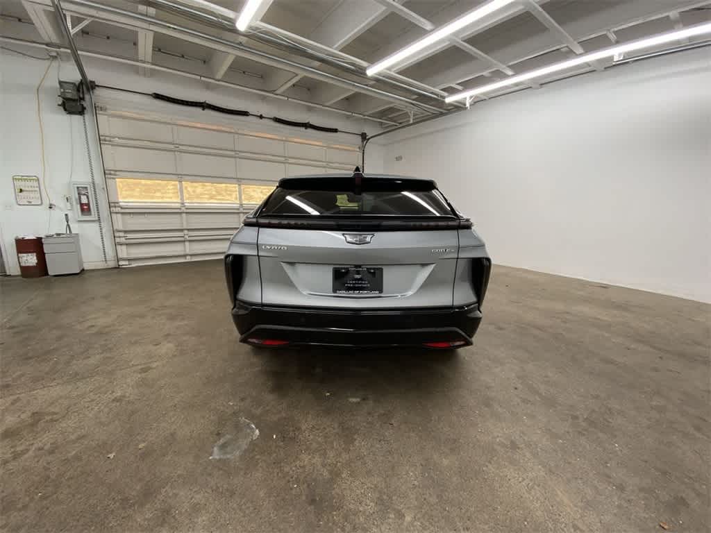 2025 Cadillac LYRIQ Sport 3