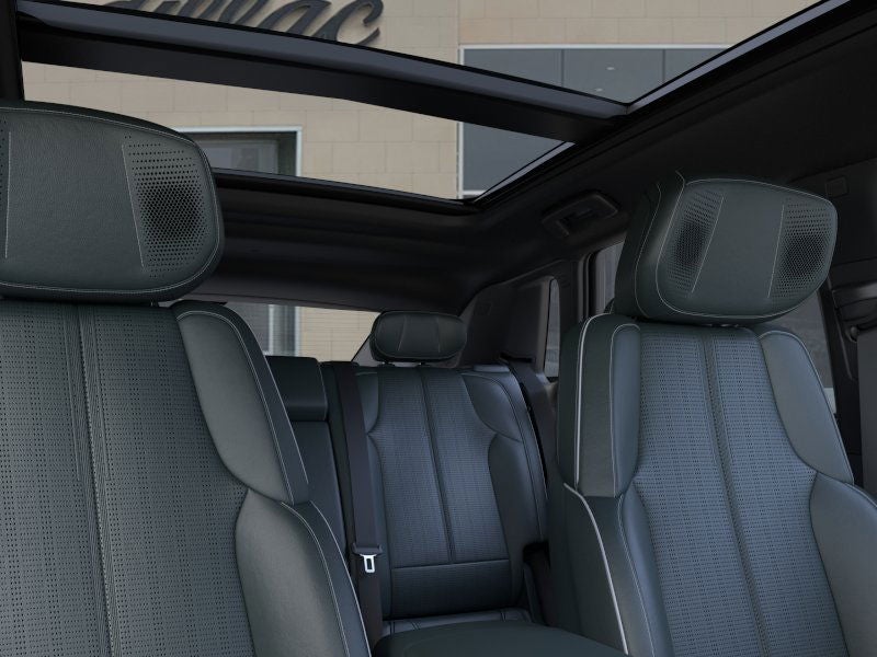 2025 Cadillac LYRIQ Sport 3