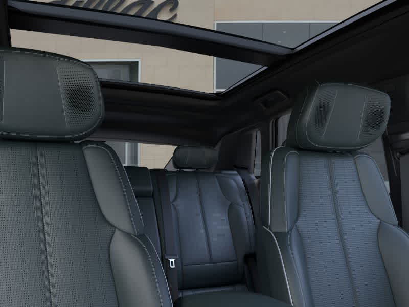 2025 Cadillac LYRIQ Sport 3