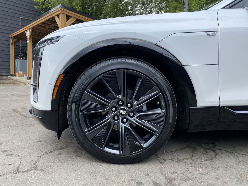 2025 Cadillac LYRIQ Sport 3