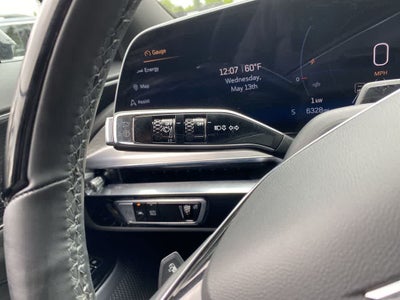 2025 Cadillac LYRIQ Sport 3
