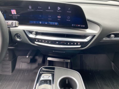 2025 Cadillac LYRIQ Sport 3