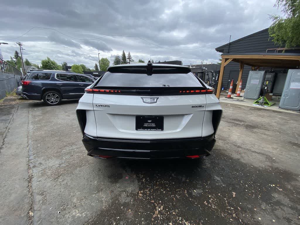 2025 Cadillac LYRIQ Sport 3