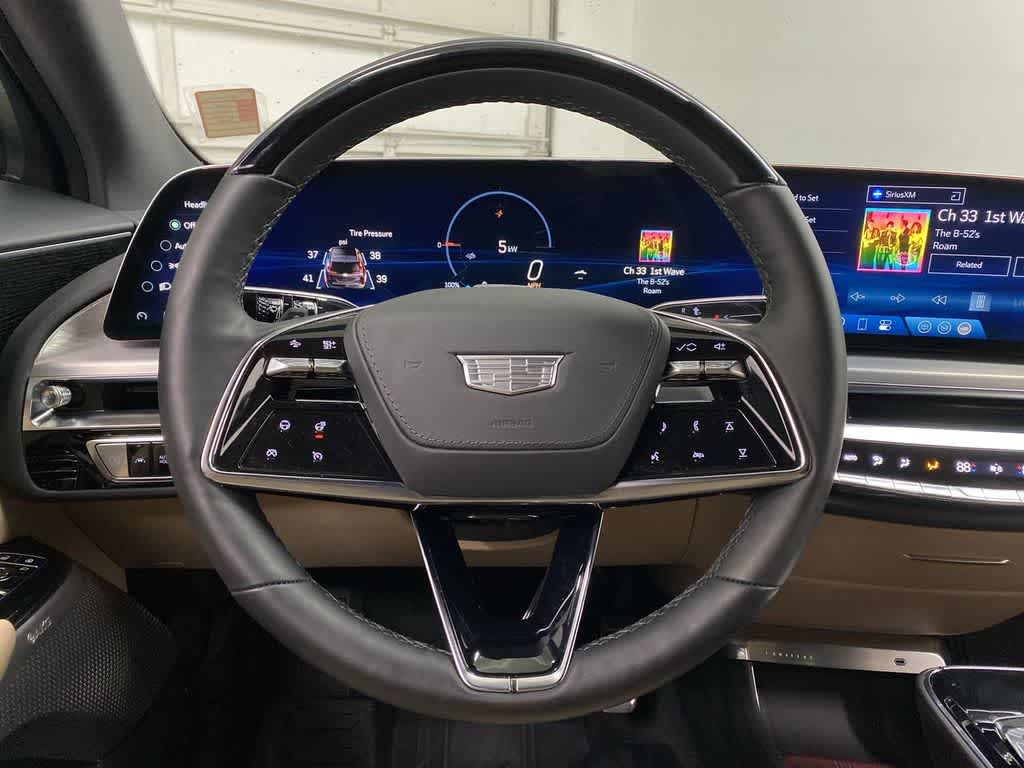 2025 Cadillac LYRIQ Sport 3