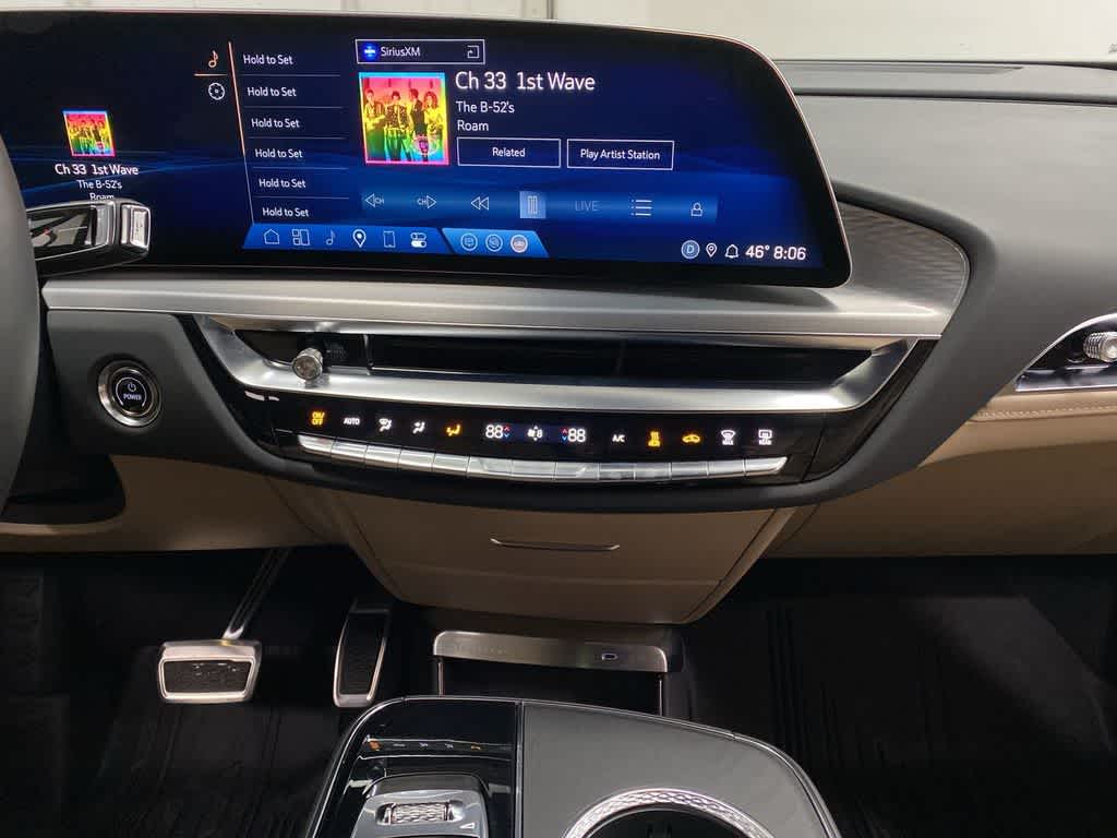 2025 Cadillac LYRIQ Sport 3