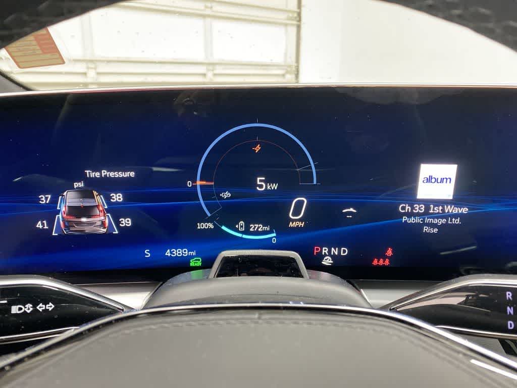 2025 Cadillac LYRIQ Sport 3