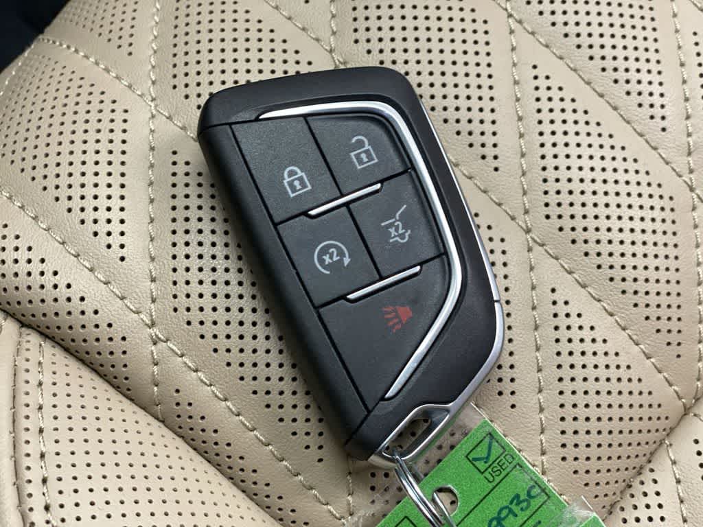 2025 Cadillac LYRIQ Sport 3